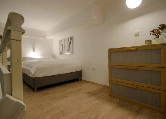 De Lux In Historical Quarters Lejlighed *